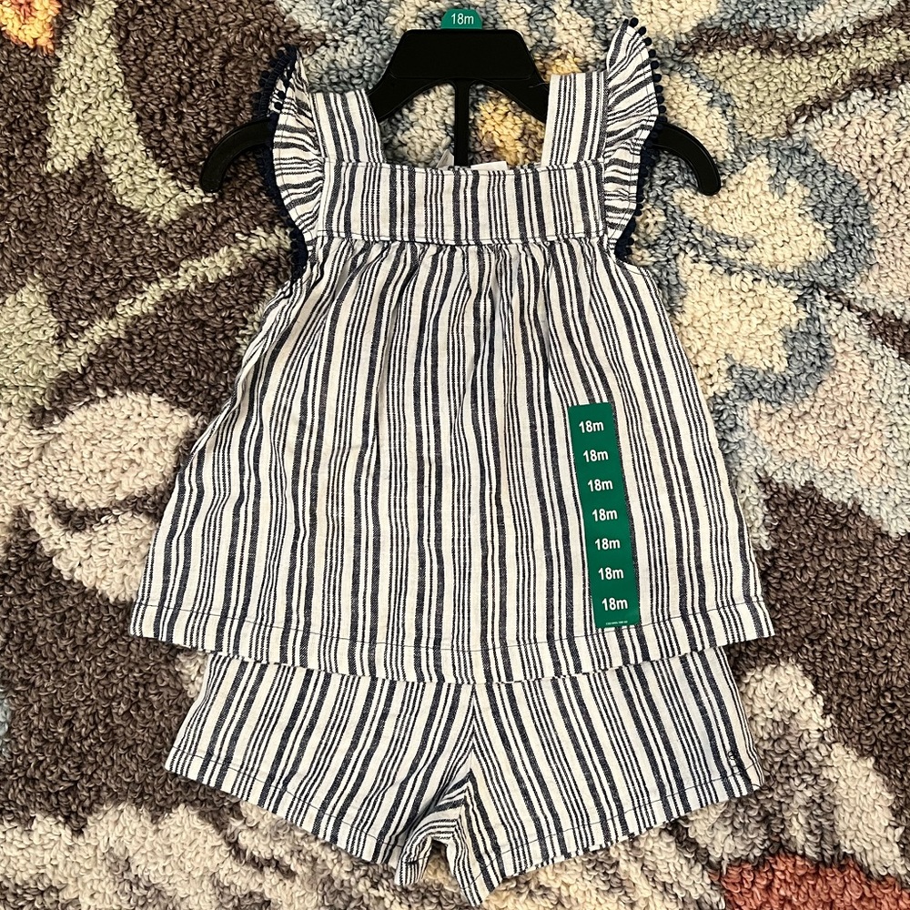 Carter’s Baby Girl 2 piece Outfit